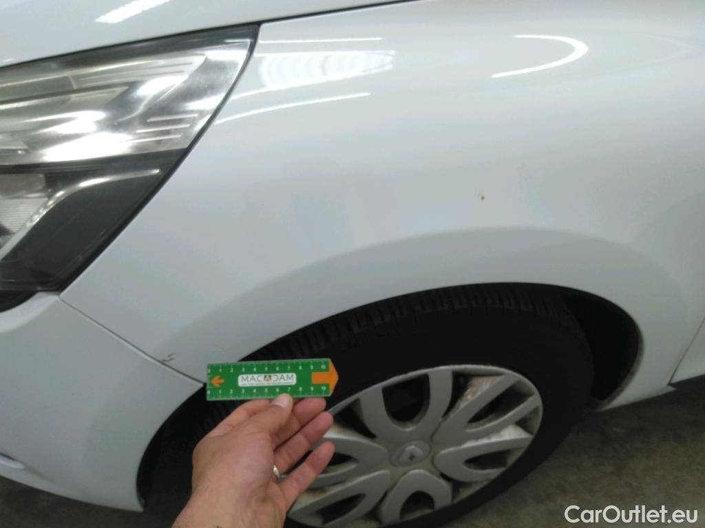  Renault  Clio  IV Air MediaNav 1.5 dCi 90CV BVM5 E6 #19