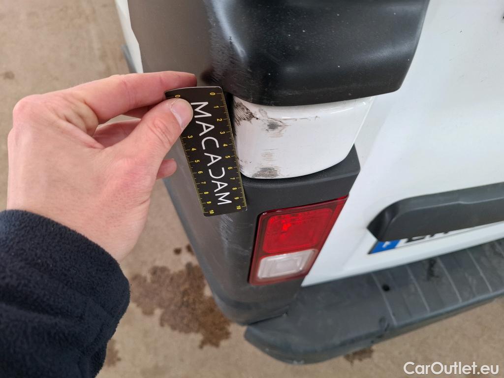  Renault  Trafic  III Fourgon L2H1 1200 Confort 1.6 dCi 120CV BVM6 E6 #134