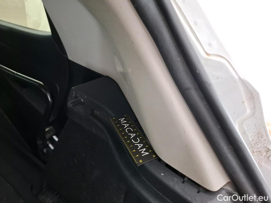  Renault  Clio  IV Air 0.9 TCe 75CV BVM5 E6 #26