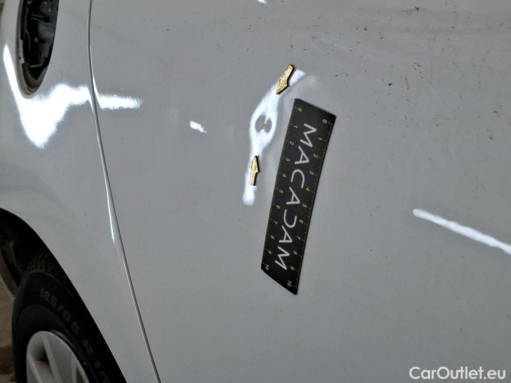  Renault  Clio  IV Air 0.9 TCe 75CV BVM5 E6 #37