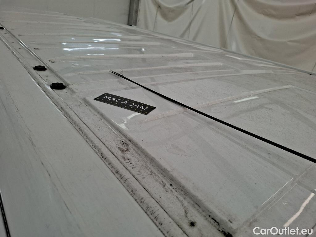  Renault  Trafic  III Fourgon L2H1 1200 Confort 1.6 dCi 120CV BVM6 E6 #106