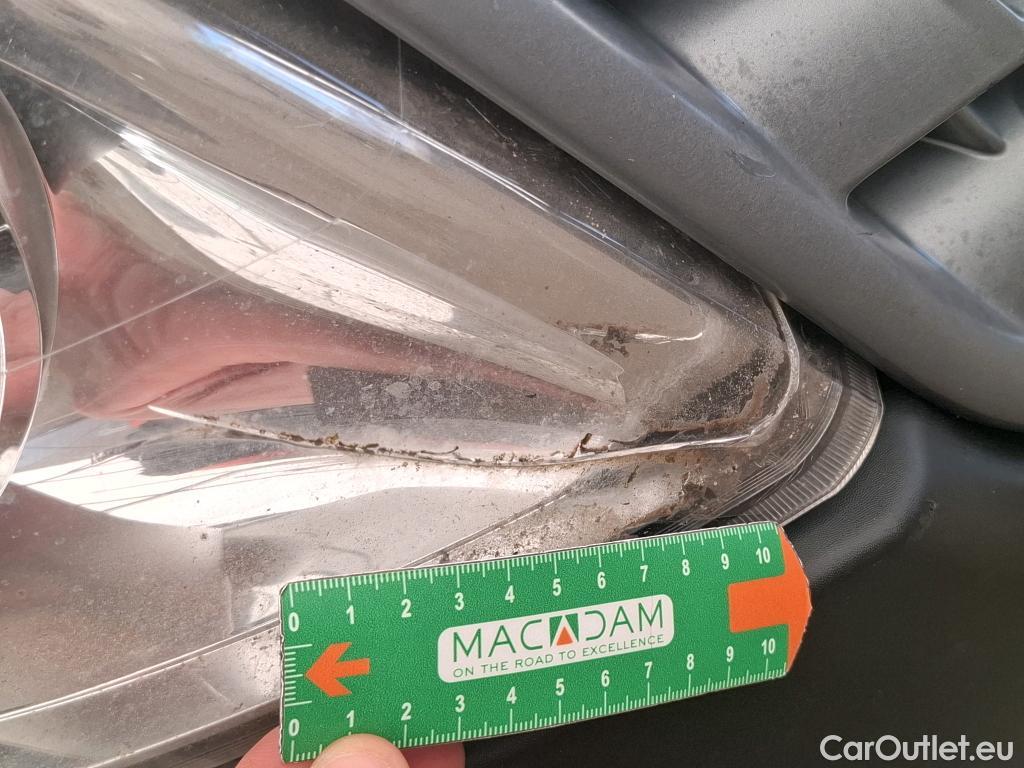  Renault  Master  III Fourgon L2H2 3 5 Grand Confort dCi 130CV BVM6 E6 #37