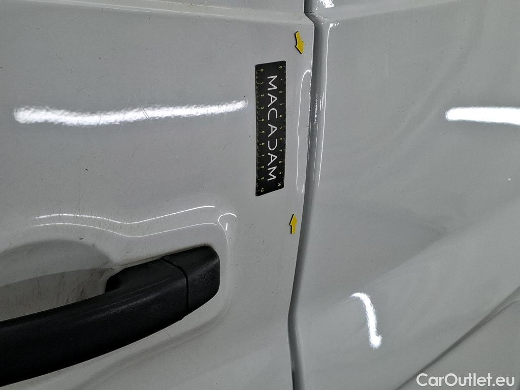  Renault  Trafic  III Fourgon L2H1 1200 Confort 1.6 dCi 120CV BVM6 E6 #42