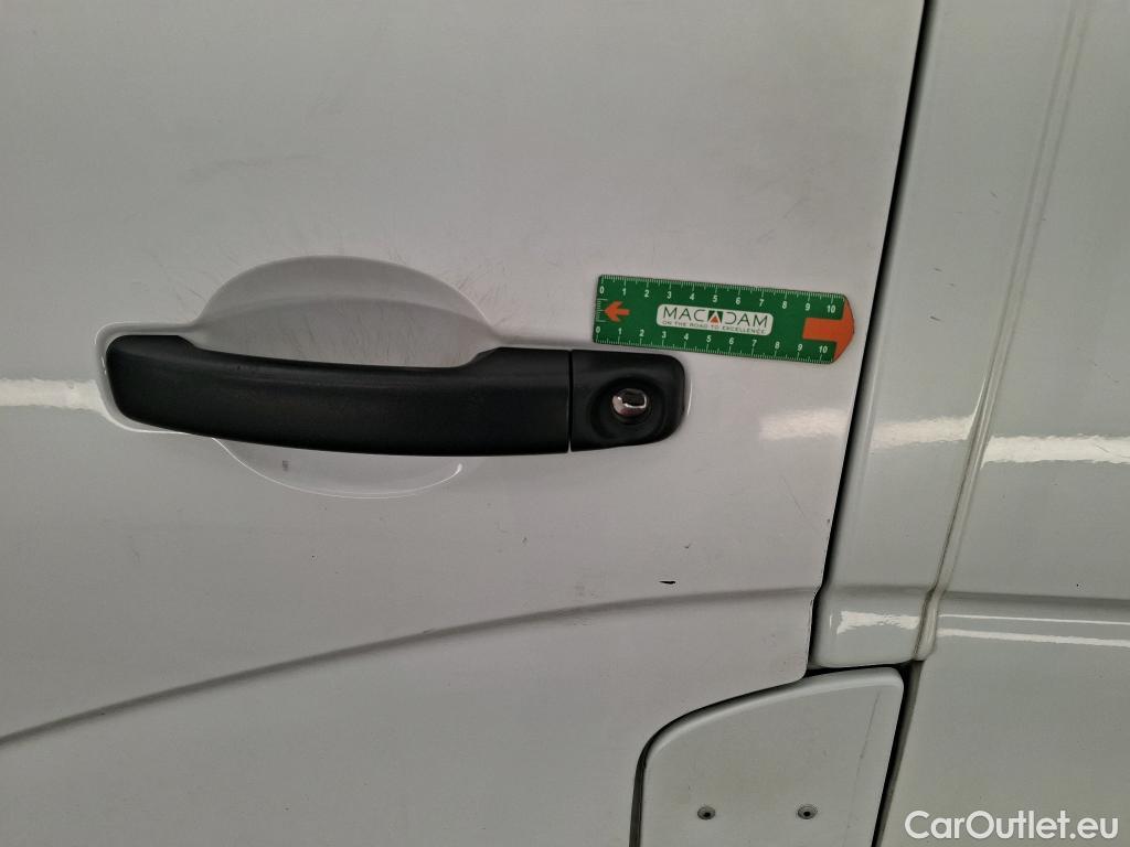  Renault  Master  III Fourgon L2H2 3 5 Grand Confort dCi 130CV BVM6 E6 #57