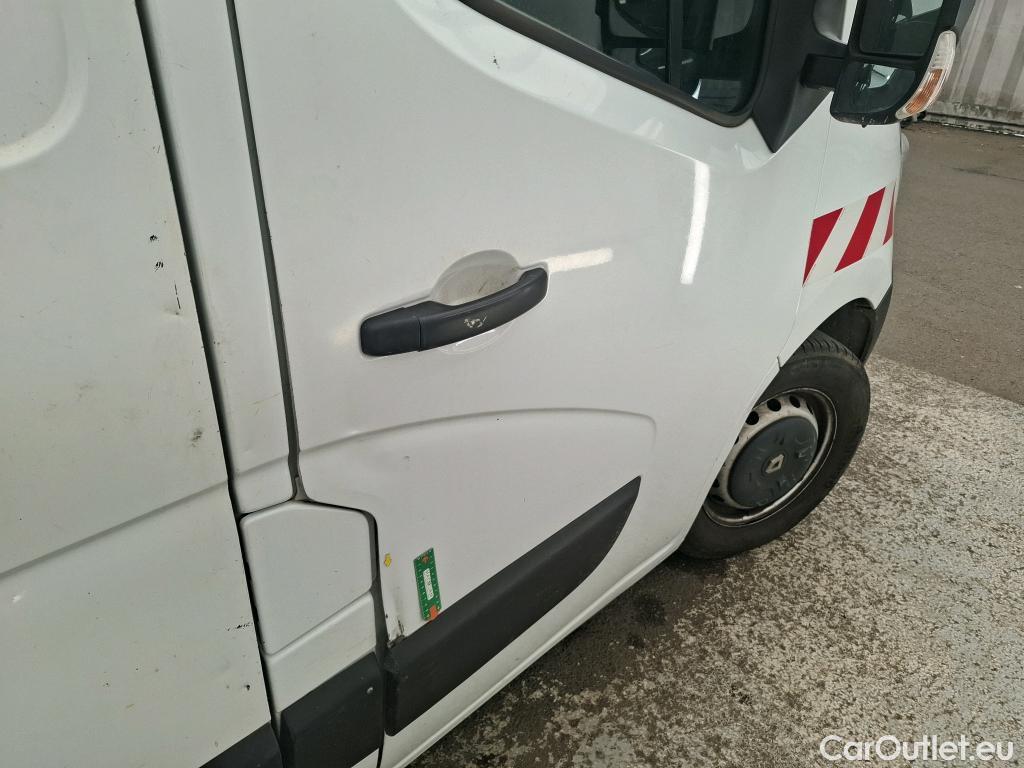  Renault  Master  III Fourgon L2H2 3 5 Grand Confort dCi 130CV BVM6 E6 #38