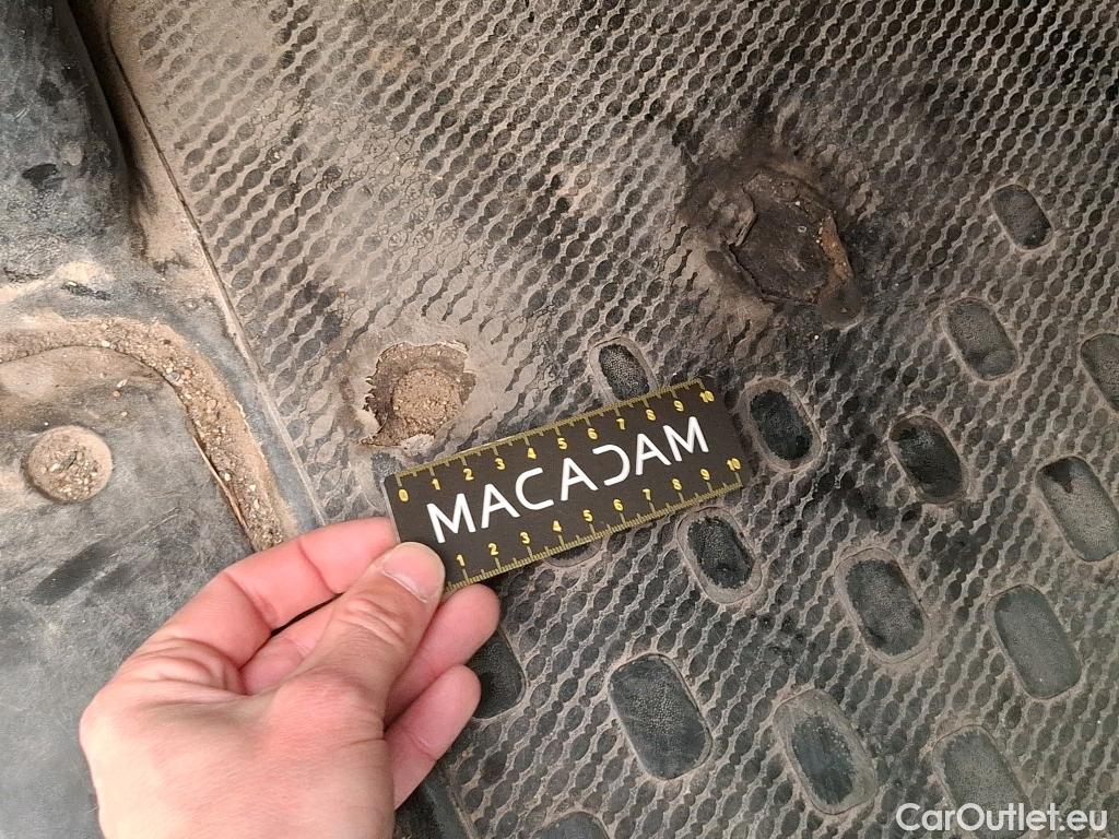  Renault  Trafic  III Fourgon L2H1 1200 Confort 1.6 dCi 120CV BVM6 E6 #87