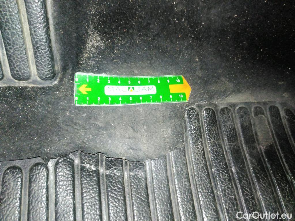  Renault  Clio  IV Air MediaNav 1.5 dCi 90CV BVM5 E6 #2