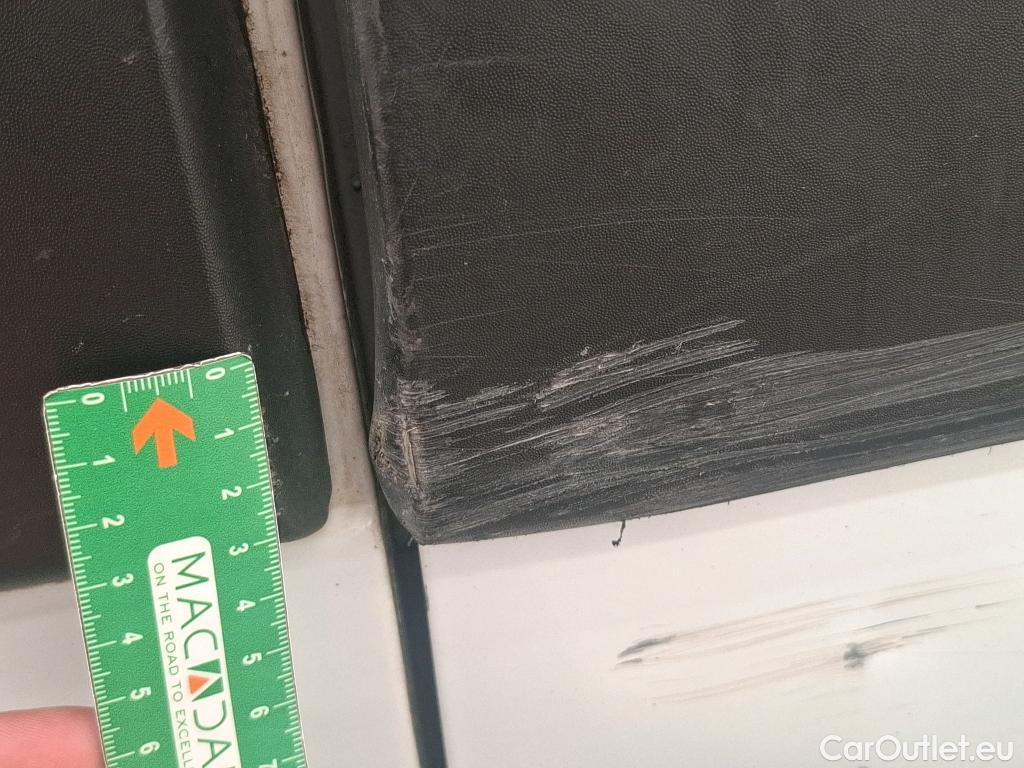  Renault  Master  III Fourgon L2H2 3 5 Grand Confort dCi 130CV BVM6 E6 #56