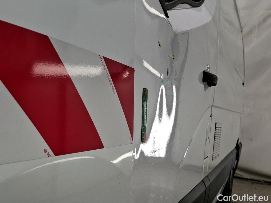  Renault  Master  III Fourgon L2H2 3 5 Grand Confort dCi 130CV BVM6 E6 #24