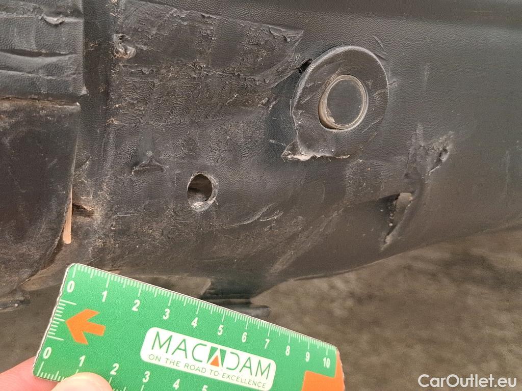  Renault  Master  III Fourgon L2H2 3 5 Grand Confort dCi 130CV BVM6 E6 #134