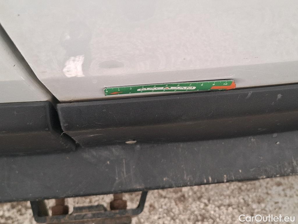  Renault  Master  III Fourgon L2H2 3 5 Grand Confort dCi 130CV BVM6 E6 #66