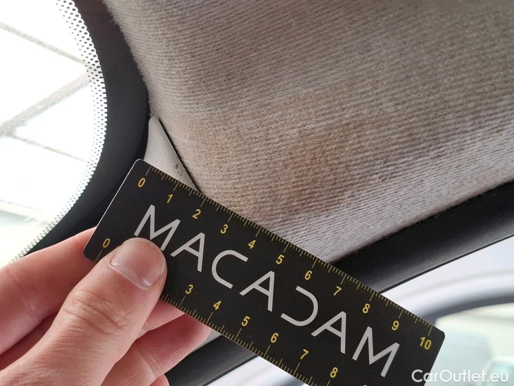  Renault  Trafic  III Fourgon L2H1 1200 Confort 1.6 dCi 120CV BVM6 E6 #105