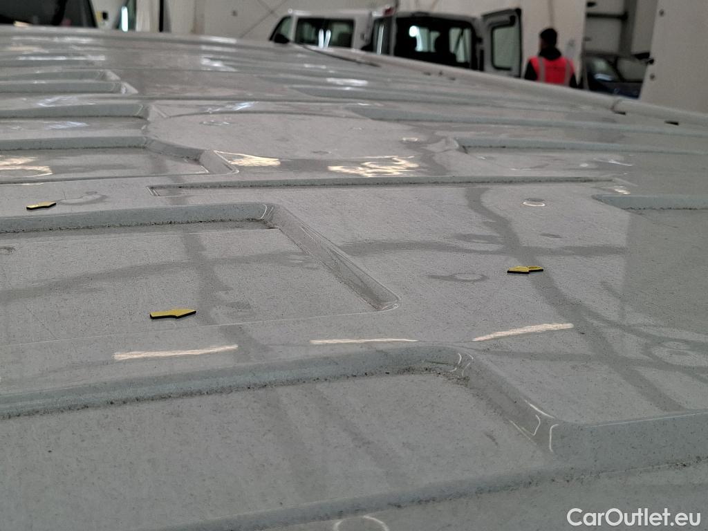  Renault  Trafic  III Fourgon L2H1 1200 Confort 1.6 dCi 120CV BVM6 E6 #4