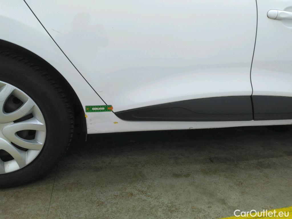  Renault  Clio  IV Air MediaNav 1.5 dCi 90CV BVM5 E6 #23