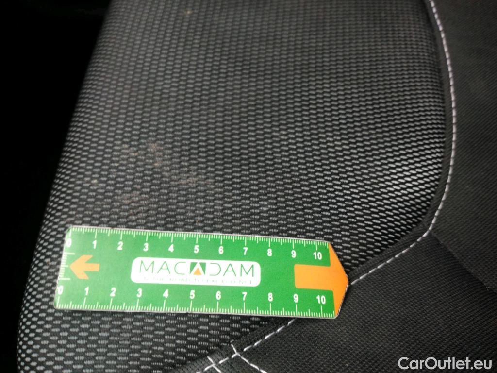  Renault  Clio  IV Air MediaNav 1.5 dCi 90CV BVM5 E6 #32