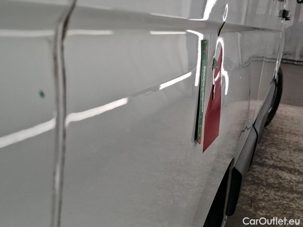  Renault  Master  III Fourgon L2H2 3 5 Grand Confort dCi 130CV BVM6 E6 #21