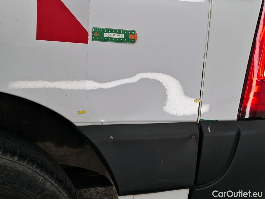  Renault  Master  III Fourgon L2H2 3 5 Grand Confort dCi 130CV BVM6 E6 #7