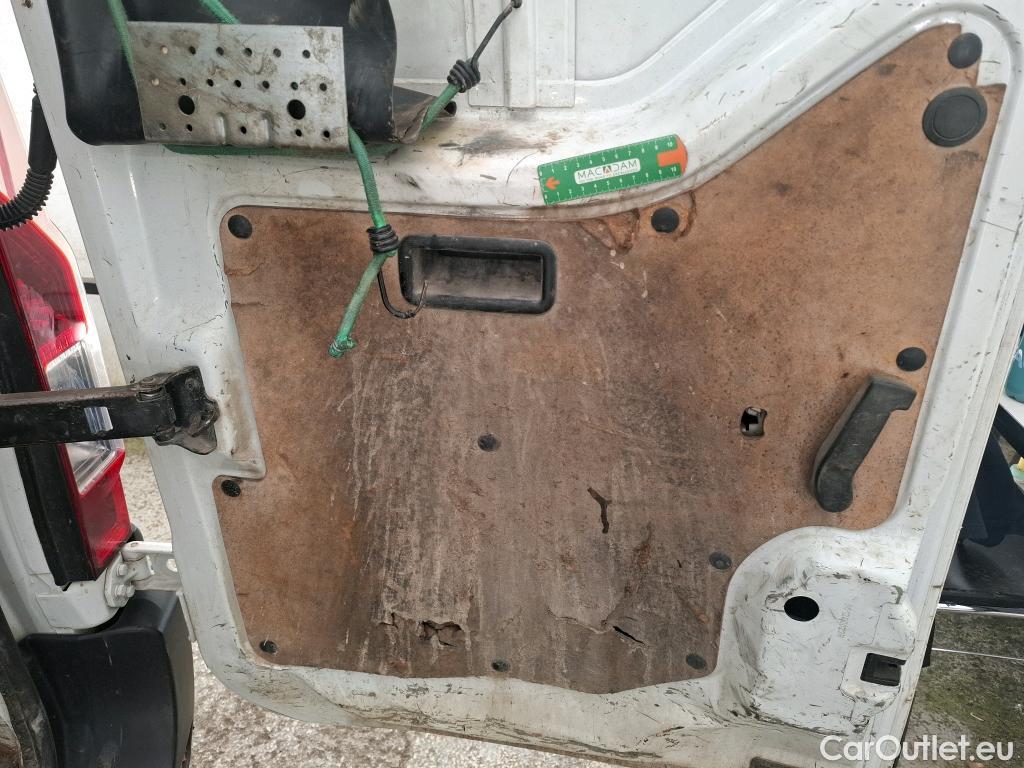  Renault  Master  III Fourgon L2H2 3 5 Grand Confort dCi 130CV BVM6 E6 #127