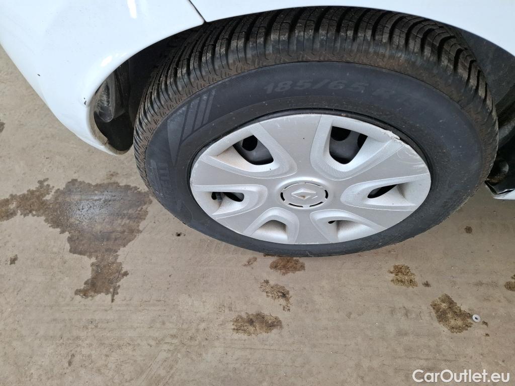  Renault  Clio  IV Air 0.9 TCe 75CV BVM5 E6 #58