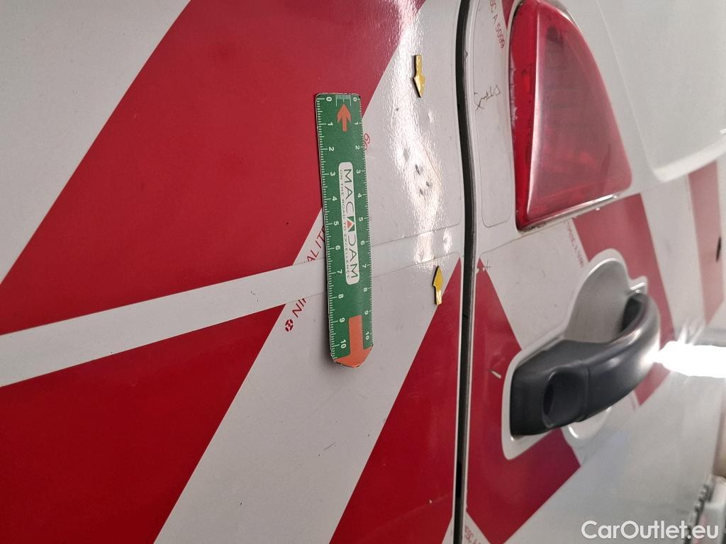  Renault  Master  III Fourgon L2H2 3 5 Grand Confort dCi 130CV BVM6 E6 #97