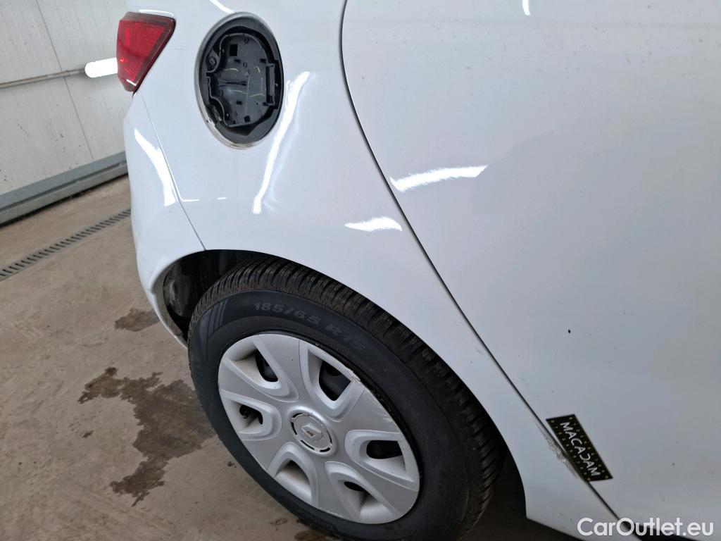  Renault  Clio  IV Air 0.9 TCe 75CV BVM5 E6 #11