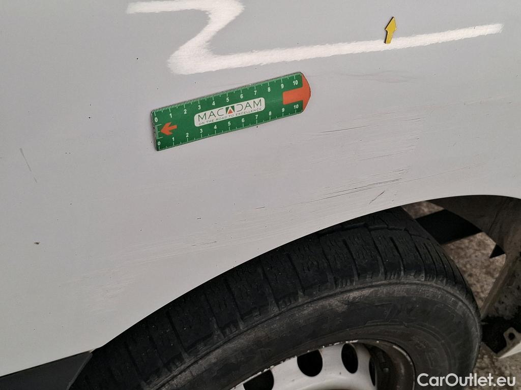  Renault  Master  III Fourgon L2H2 3 5 Grand Confort dCi 130CV BVM6 E6 #10