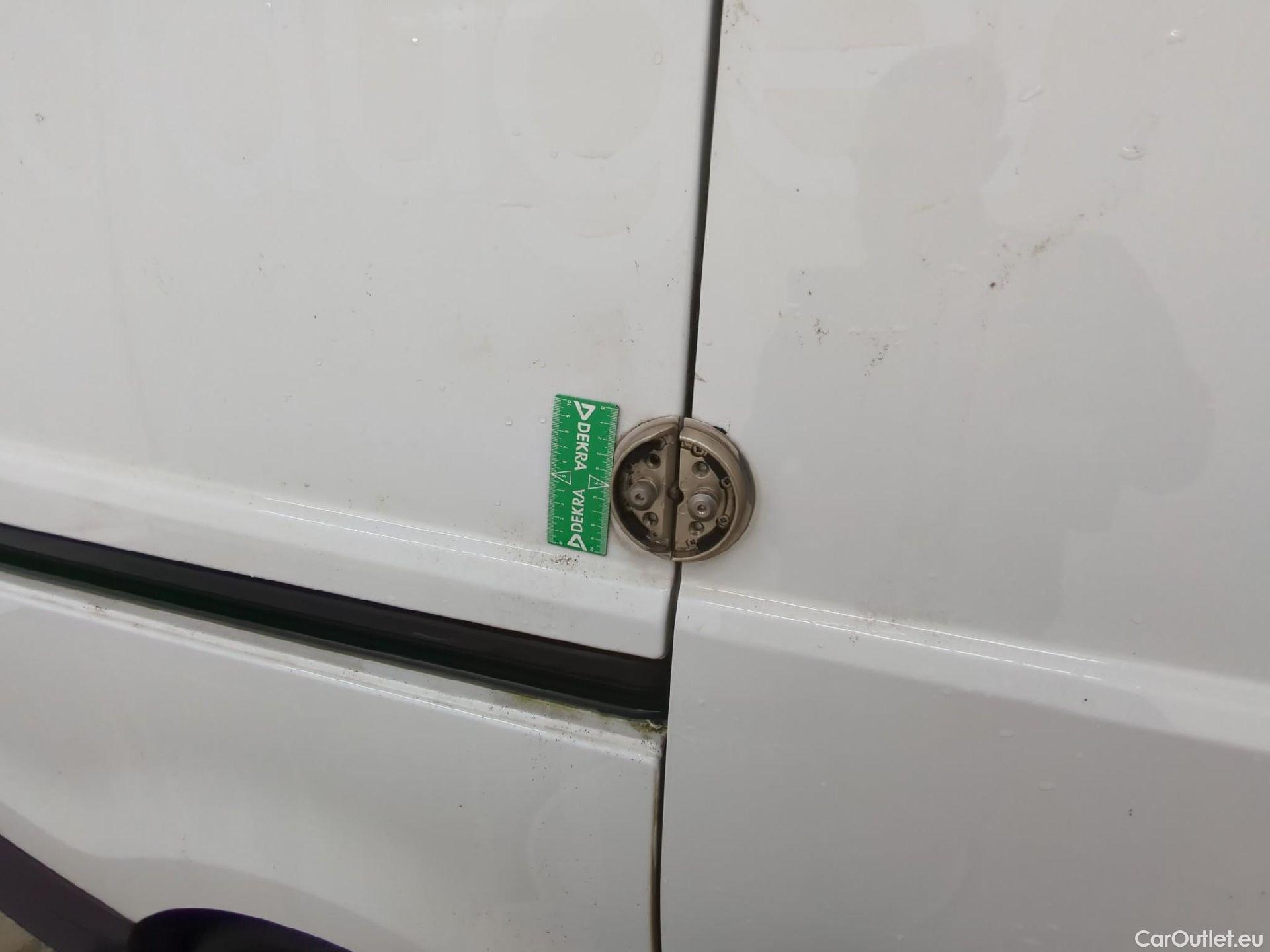  Renault  Trafic RENAULT  / 2019 / 4P / Fourgon tole FG GCF L1H1 1000 dCi 120 #21