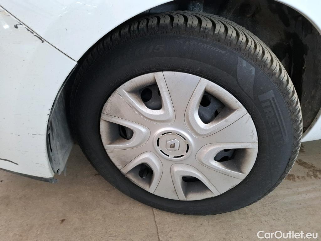  Renault  Clio  IV Air 0.9 TCe 75CV BVM5 E6 #50