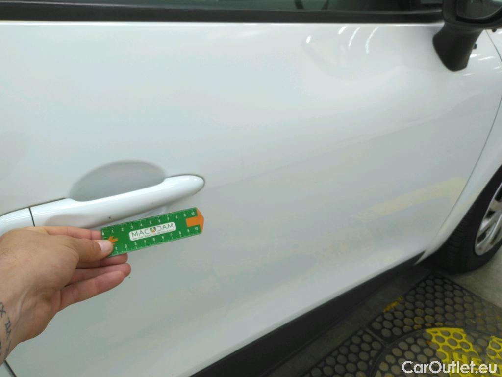  Renault  Clio  IV Air MediaNav 1.5 dCi 90CV BVM5 E6 #42