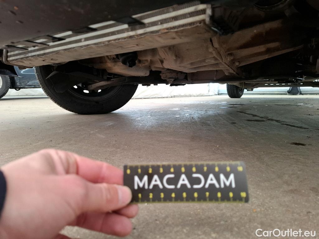  Renault  Trafic  III Fourgon L2H1 1200 Confort 1.6 dCi 120CV BVM6 E6 #64