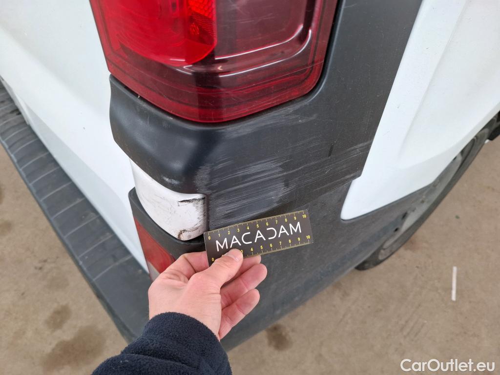  Renault  Trafic  III Fourgon L2H1 1200 Confort 1.6 dCi 120CV BVM6 E6 #128