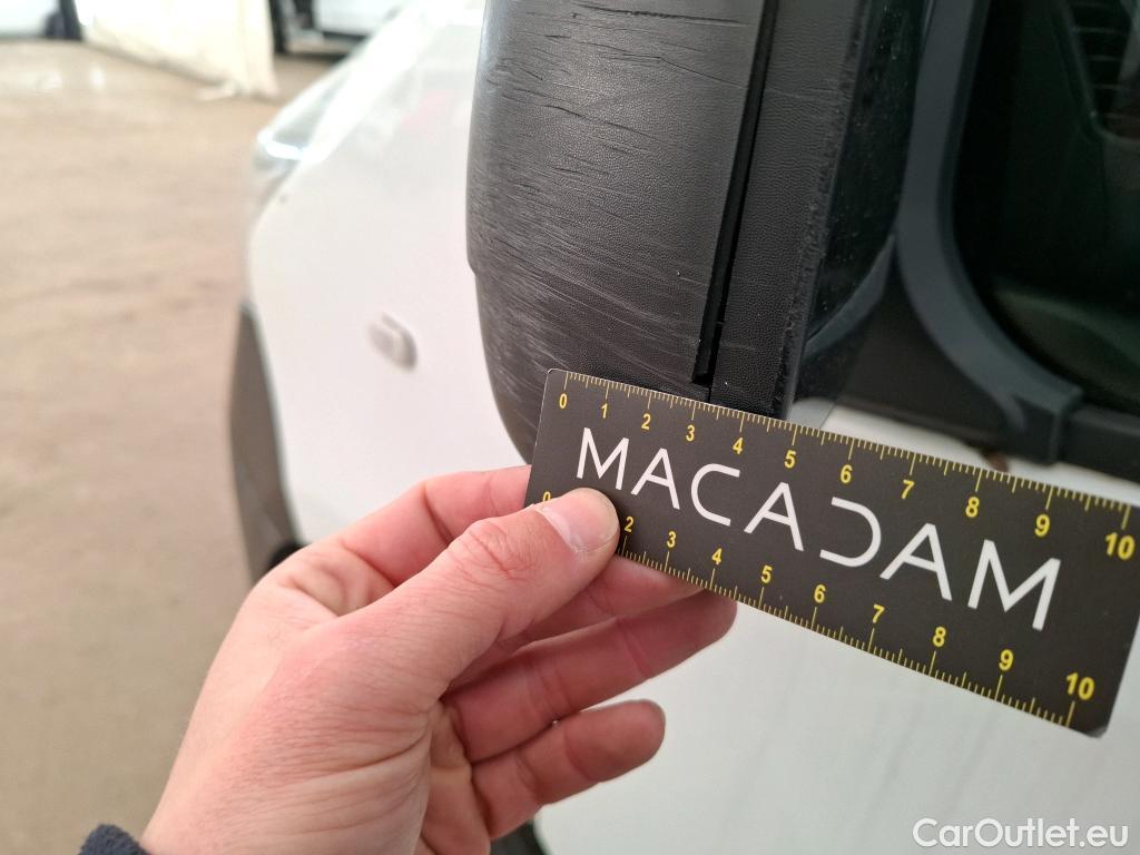  Renault  Trafic  III Fourgon L2H1 1200 Confort 1.6 dCi 120CV BVM6 E6 #116