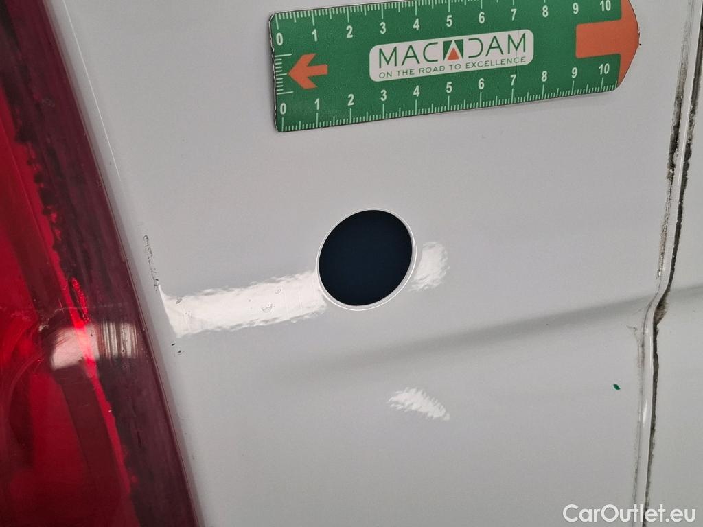  Renault  Master  III Fourgon L2H2 3 5 Grand Confort dCi 130CV BVM6 E6 #105