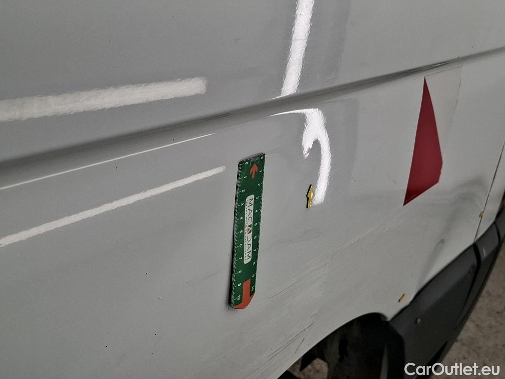  Renault  Master  III Fourgon L2H2 3 5 Grand Confort dCi 130CV BVM6 E6 #9