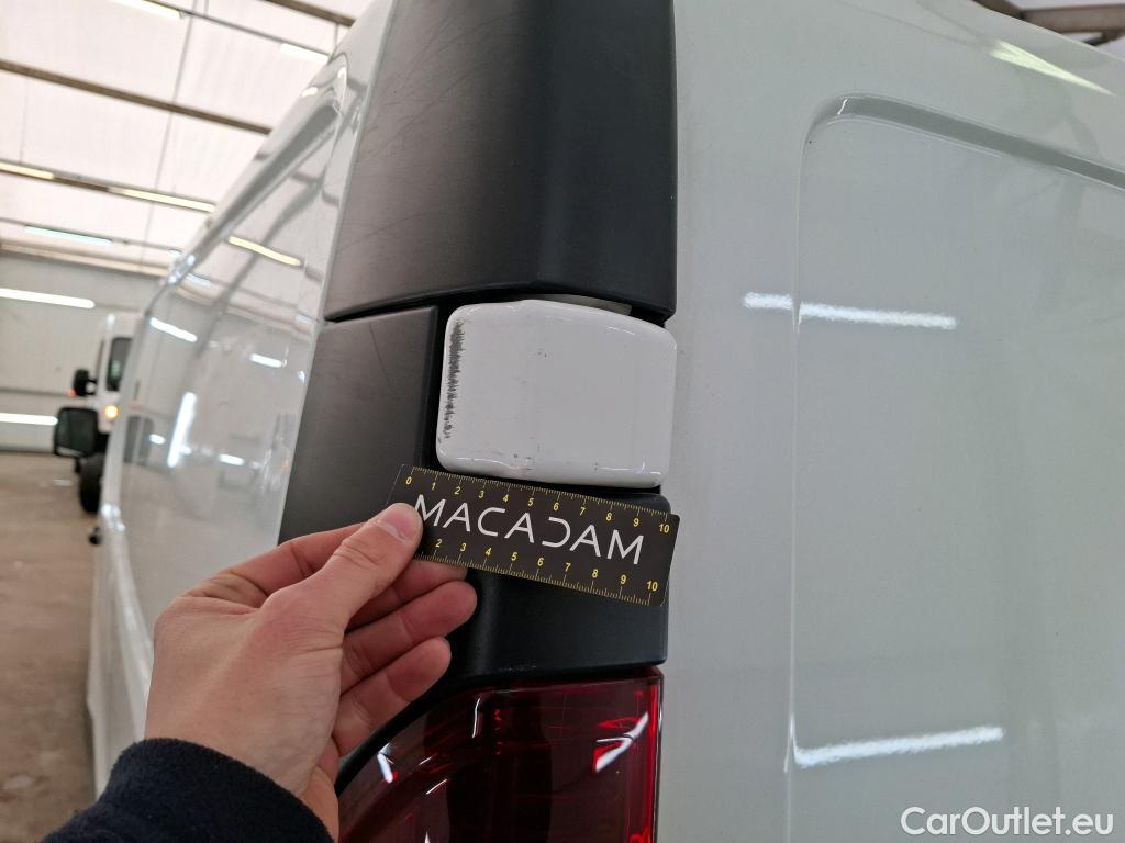  Renault  Trafic  III Fourgon L2H1 1200 Confort 1.6 dCi 120CV BVM6 E6 #129