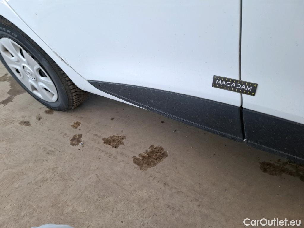  Renault  Clio  IV Air 0.9 TCe 75CV BVM5 E6 #19