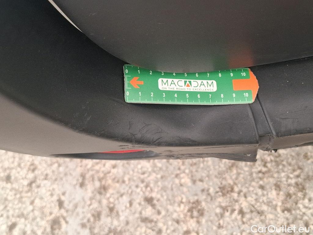  Renault  Master  III Fourgon L2H2 3 5 Grand Confort dCi 130CV BVM6 E6 #77