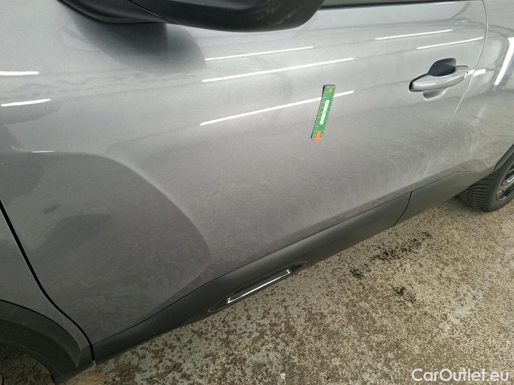  Citroen  C4  Berline Feel Pack 1.2 PureTech 130CV BVA8 6E #1