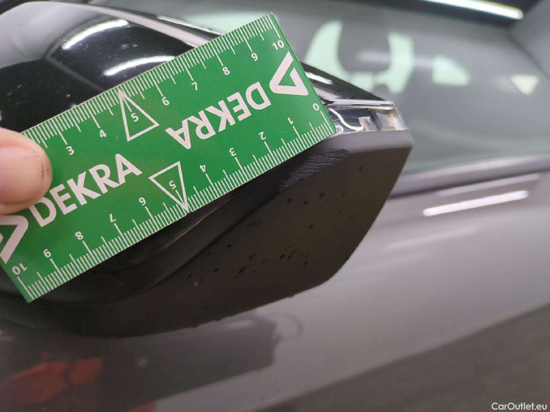  Citroen  C4  Berline Feel 1.2 PureTech 130CV BVA8 E6d #27