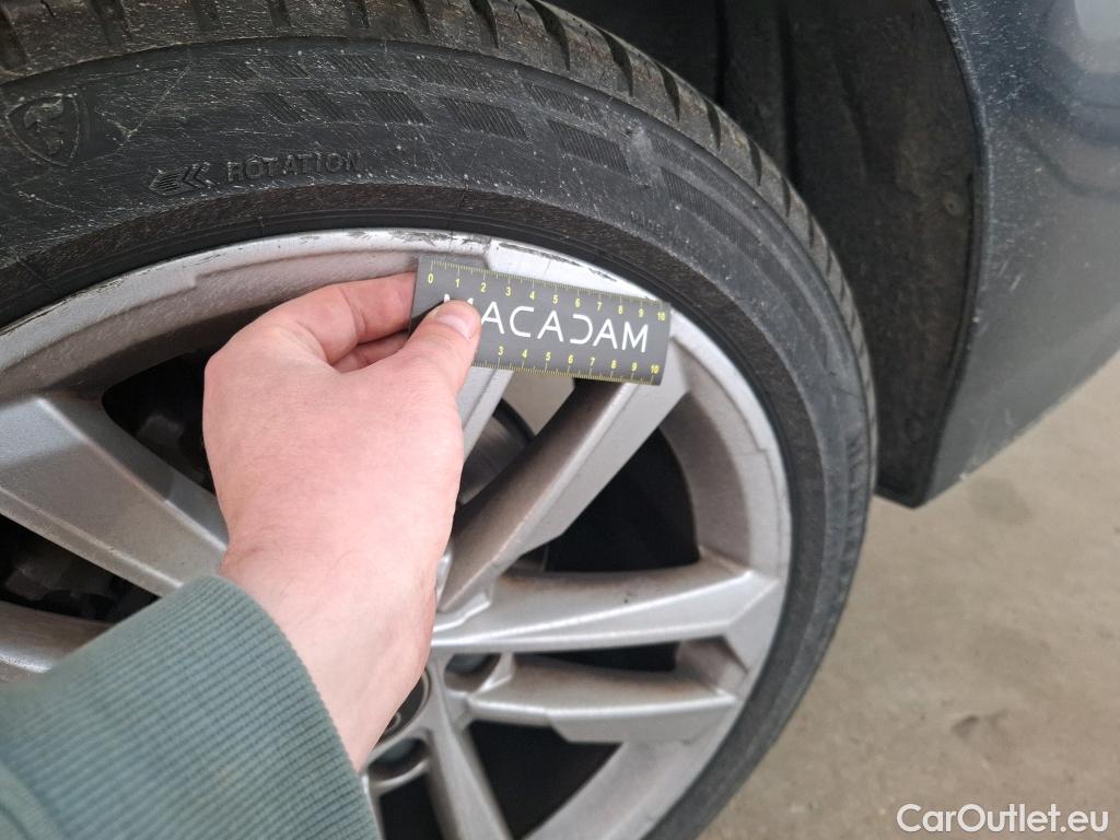  Audi  A3  Berline 30 TDI Business Line 2.0 TDI 115CV BVA7 E6d #4