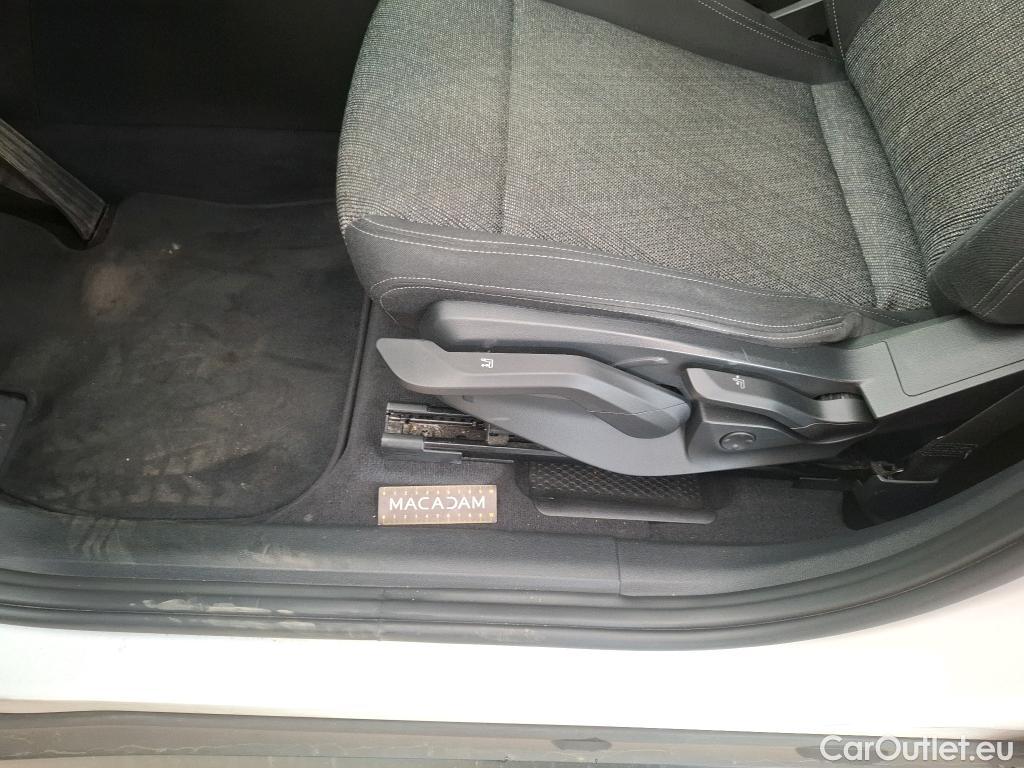  Bmw  X1 BMW  / 2022 / 5P / SUV sDrive18i Business Design DKG7 #3