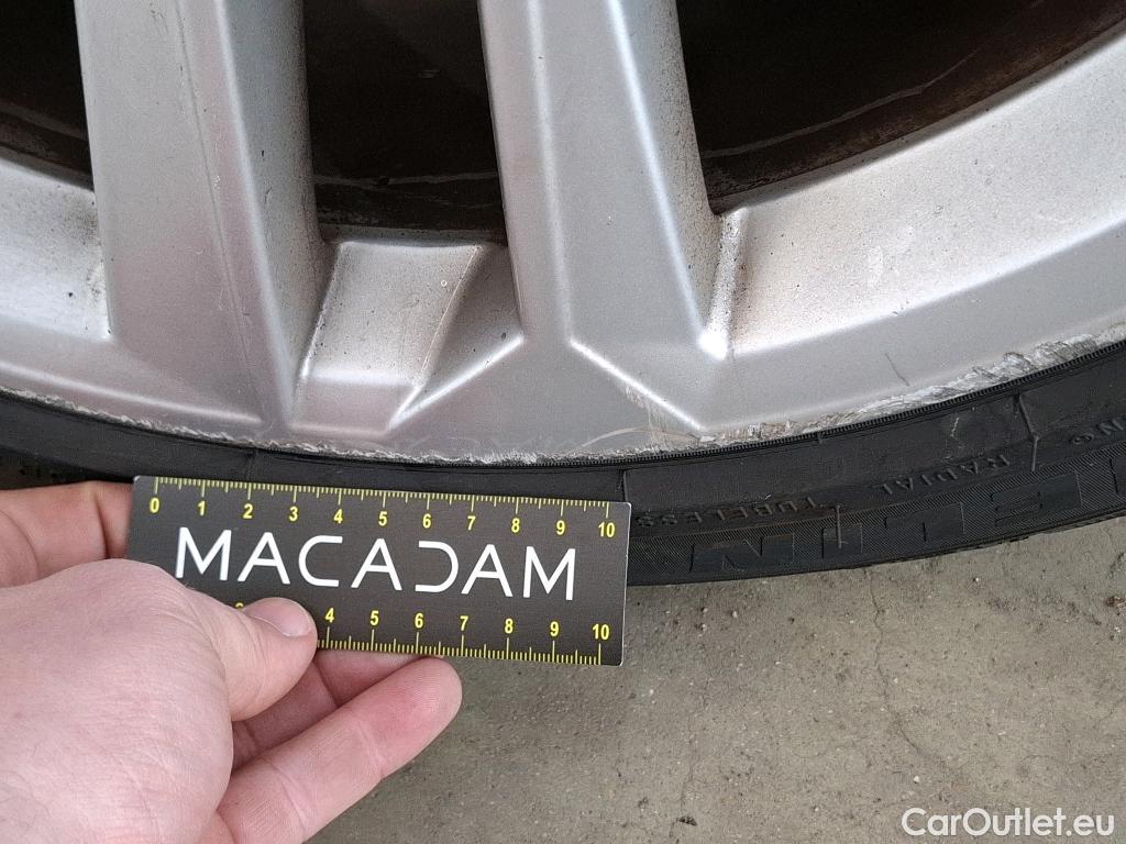  Audi  A3 AUDI  Sportback / 2020 / 5P / Berline 40 TFSI e 204 S Tronic Business Line #46