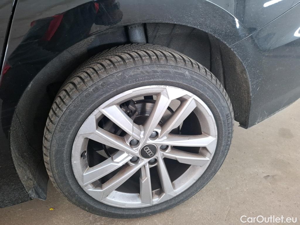  Audi  A3  Berline 30 TDI Business Line 2.0 TDI 115CV BVA7 E6d #1