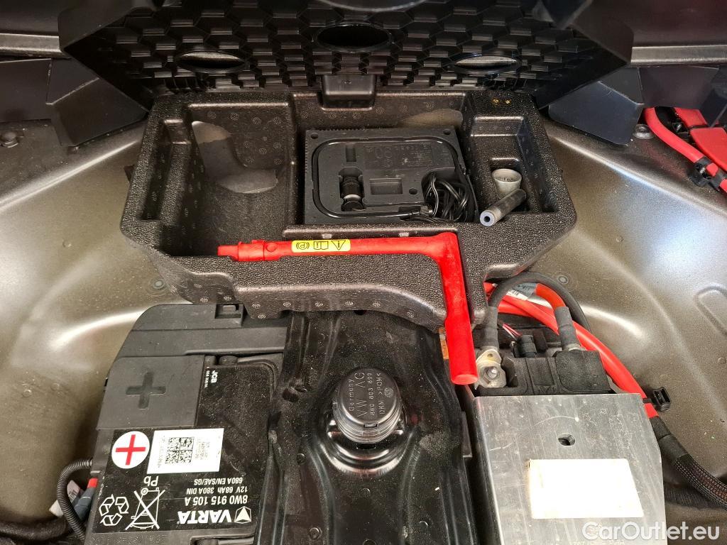  Audi  A4  Avant 35 TDI Business Line 2.0 TDI 165CV BVA7 E6d #6