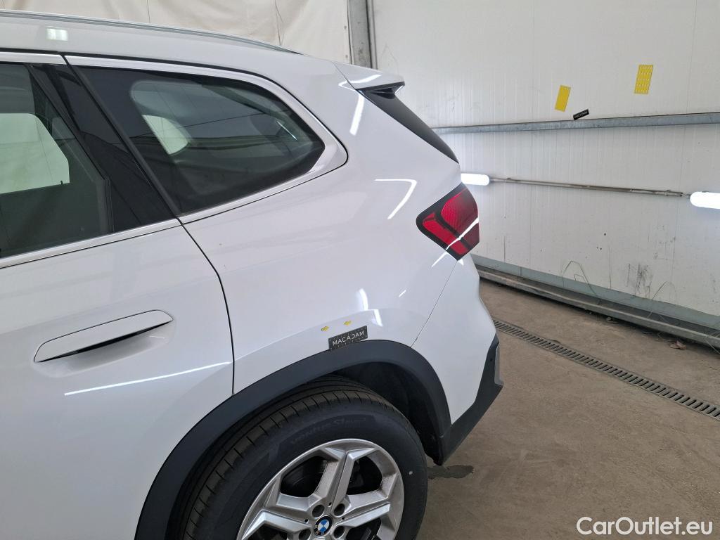  Bmw  X1 BMW  / 2022 / 5P / SUV sDrive18i Business Design DKG7 #1