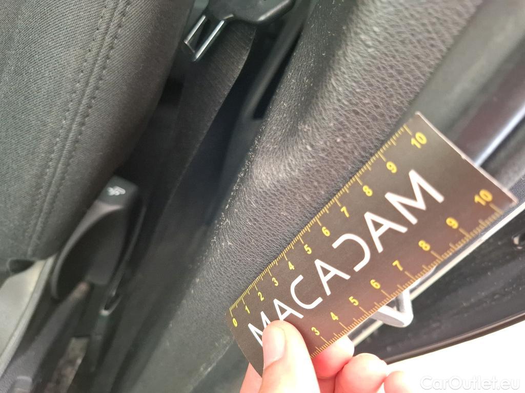  Bmw  X1 BMW  / 2019 / 5P / SUV sDrive16d Business Design (Ex 418J) #12