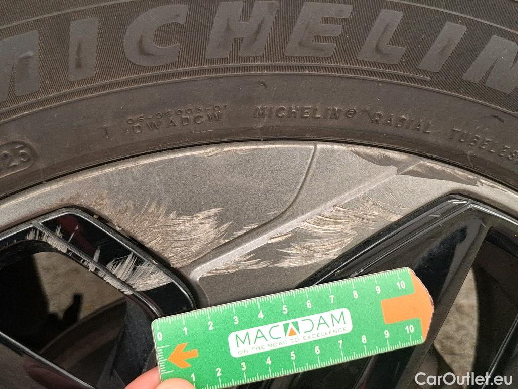  Citroen  C4  Berline Feel Pack 1.2 PureTech 130CV BVA8 6E #14