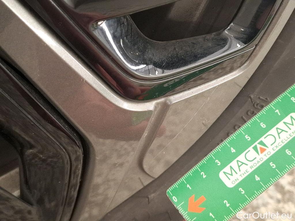  Citroen  C4  Berline Feel Pack 1.2 PureTech 130CV BVA8 6E #28