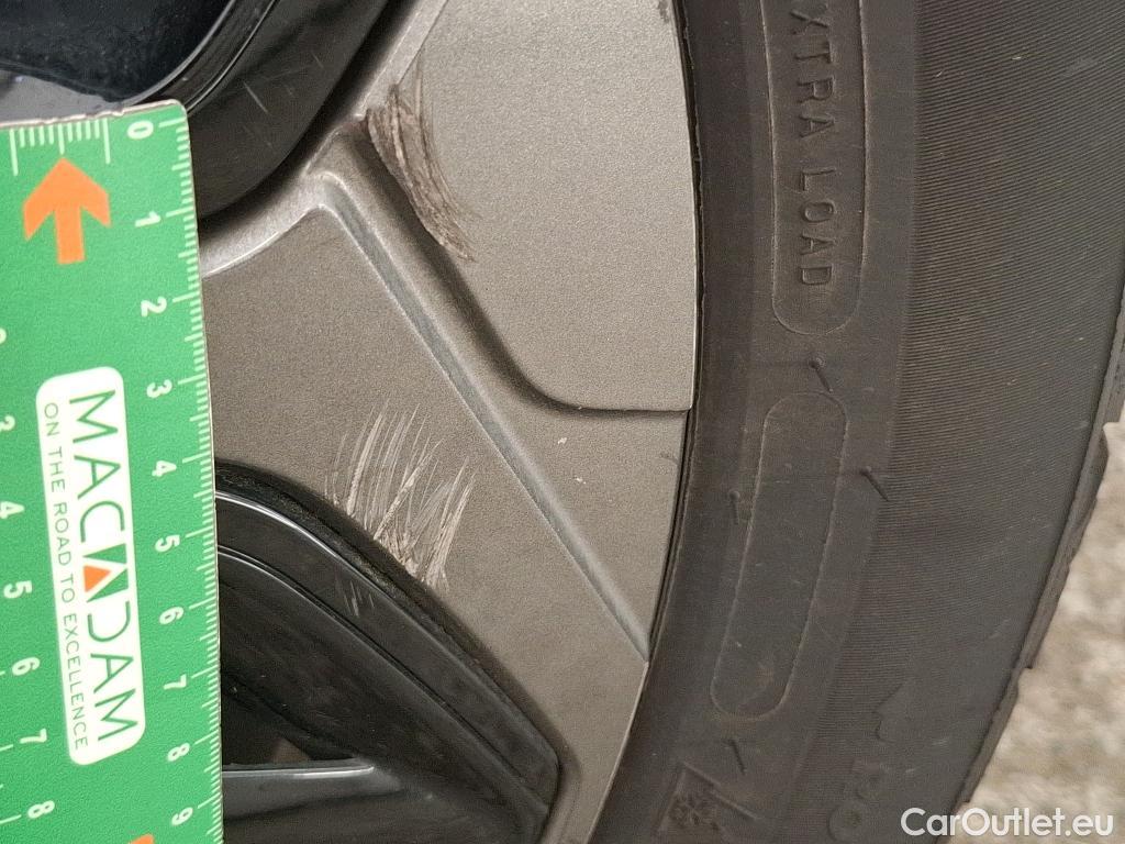  Citroen  C4  Berline Feel Pack 1.2 PureTech 130CV BVA8 6E #17