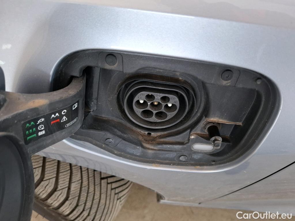  Audi  A3 AUDI  Sportback / 2020 / 5P / Berline 40 TFSI e 204 S Tronic Business Line #21